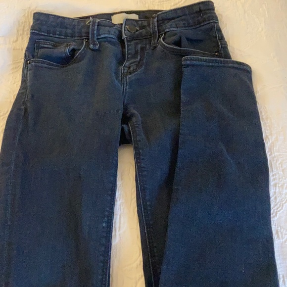 ZARA DARK WASH SKINNY JEANS